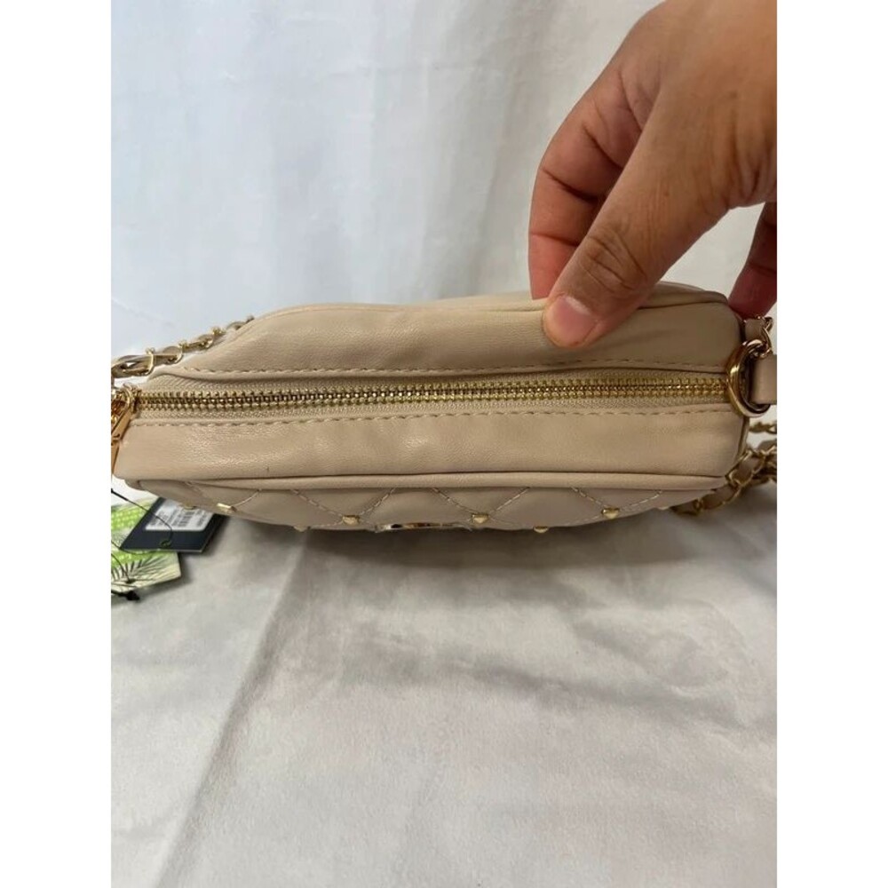 Badgley Mischka Quilted Camera Crossbody Bag - Picture 2 of 5